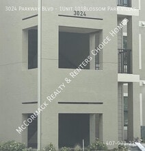 Building Photo - 3024 Parkway Blvd