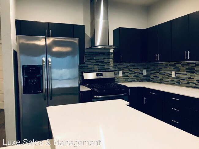 Building Photo - 5 br, 2.5 bath House - 17616 Hampton Park ...