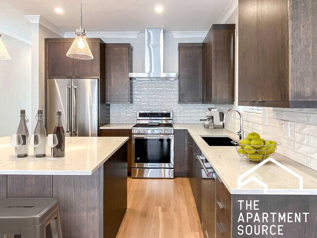 Foto del edificio - 3343 N Kenmore Ave
