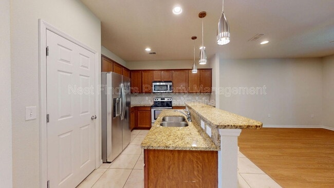 Building Photo - 7027 Coldwater Dr