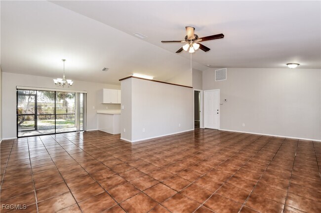 Foto del edificio - 714 SW 10th Terrace