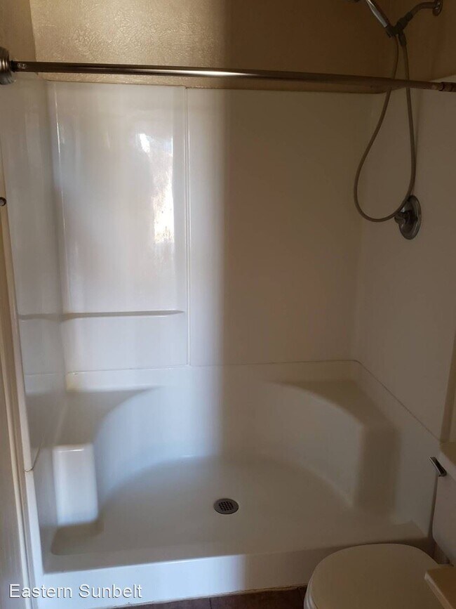 Building Photo - 3 br, 1 bath House - 1517 South Avenue H