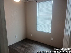Building Photo - 12800 Applewhite Rd