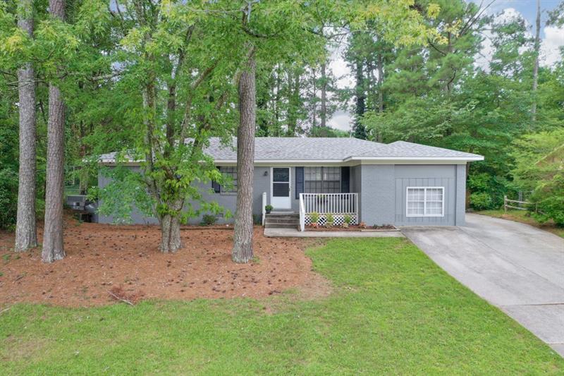 908 E Glochester Pl NW