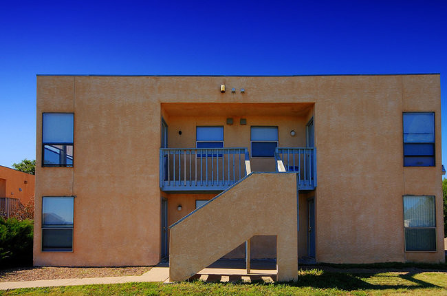 Building Photo - Gallinas Valley Apts