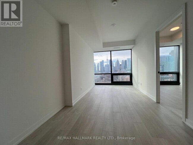 Building Photo - 35 Parliament St