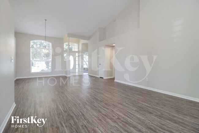 Foto del edificio - 3526 Gatlin Pl Cir