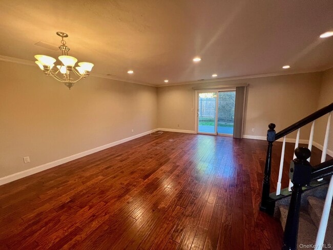 Building Photo - 28 Stratford Rd