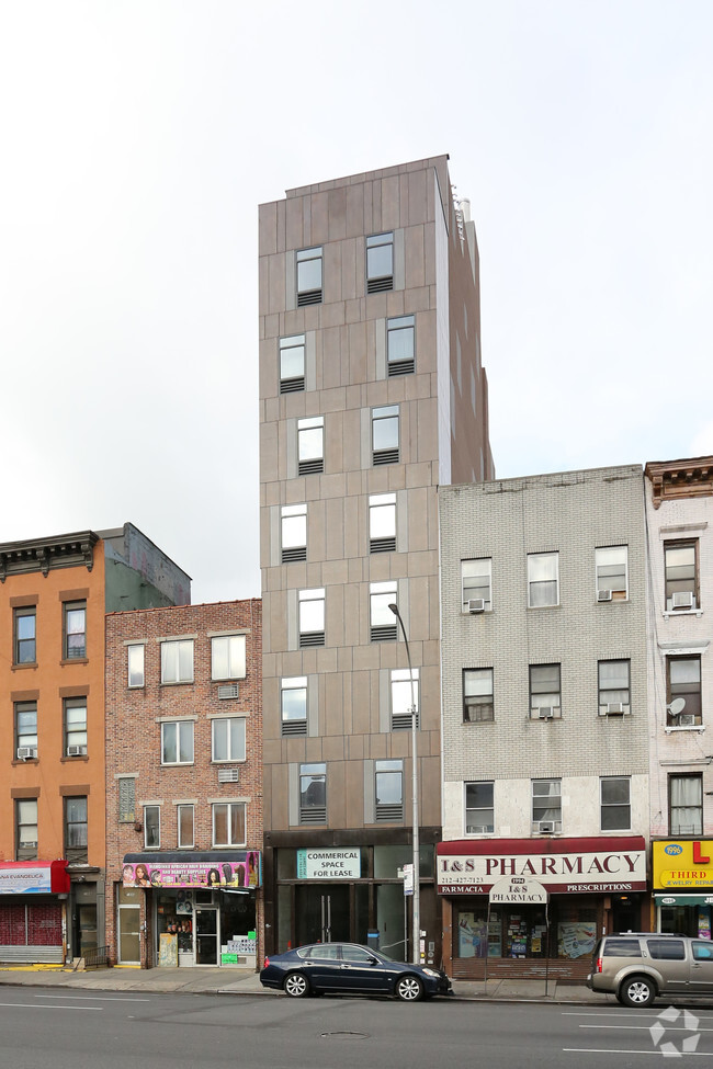 Foto del edificio - 1992 Third Avenue