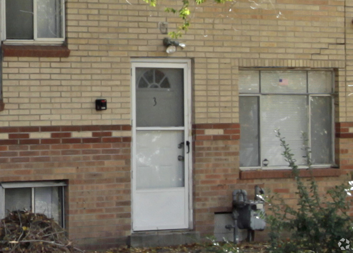 Foto del edificio - 1550 Eaton St
