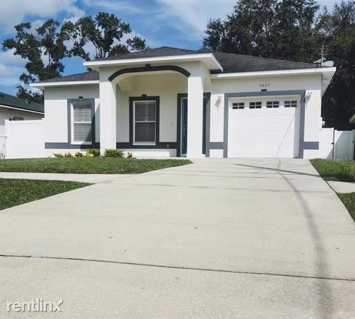 Primary Photo - 3 br, 2 bath House - 3037 W Leroy St