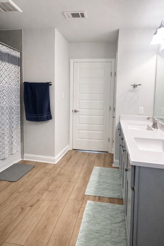 Foto del edificio - 13317 Silver Egret Ln