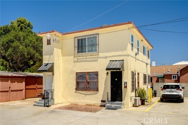 Building Photo - 1643 S Catalina St