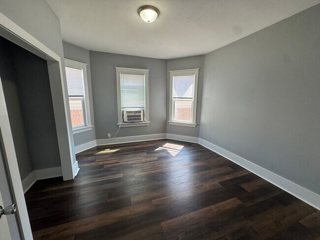 Foto del edificio - Updated 3 Bedroom Home in Moline