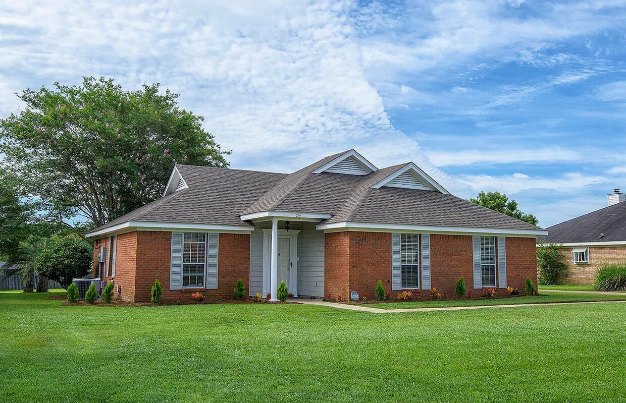214 Driftwood Ave, Fairhope, AL 36532 House Rental in Fairhope, AL