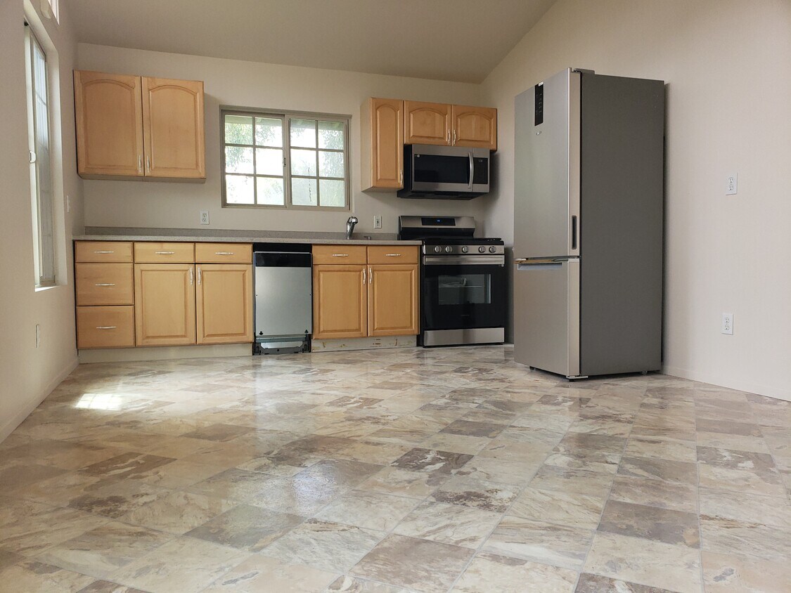 Foto principal - 1040 May Ct