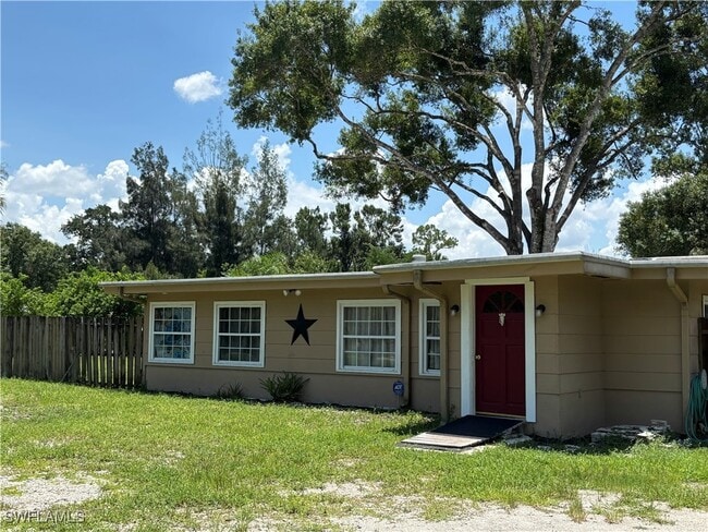Building Photo - 6770 Marna Ln