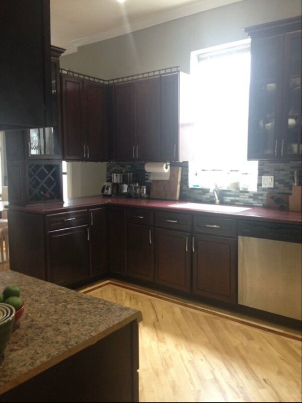 Foto del edificio - 530 N Oakley Blvd