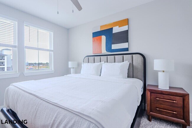 Foto del edificio - 2361 Commerce Park Dr NE