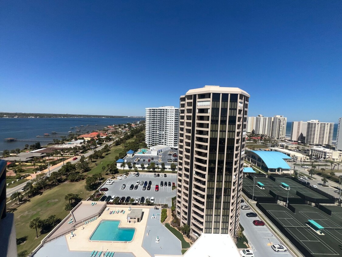 Foto principal - Ocean View Condo 2 Bedroom 2 Bathrooms