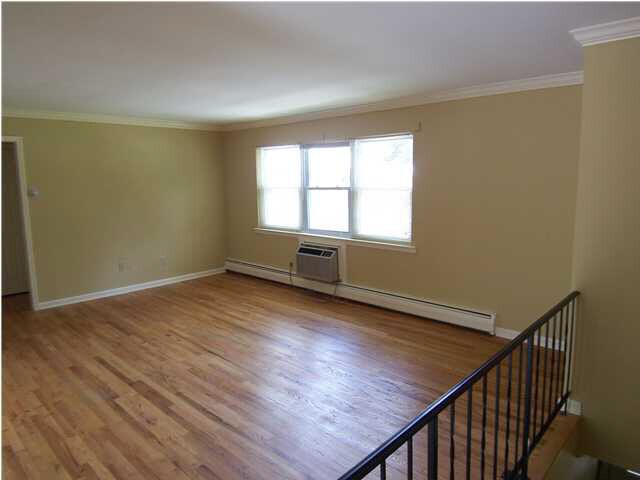 Building Photo - 46 King James Ln