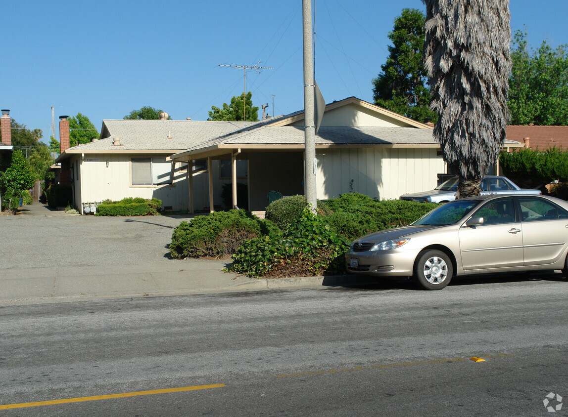 Foto del edificio - 1319 Kingfisher Way