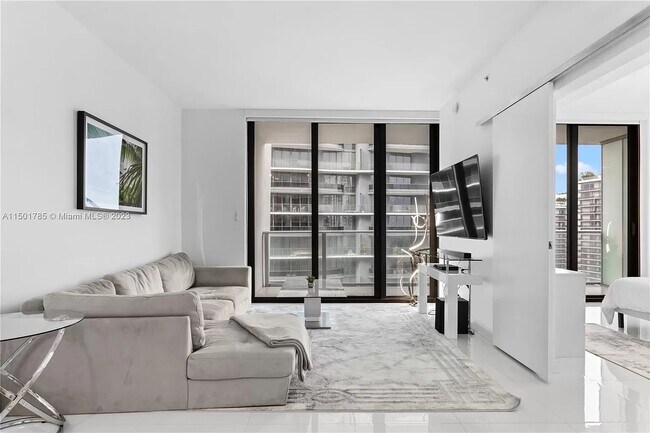 Foto del edificio - 1010 Brickell Ave