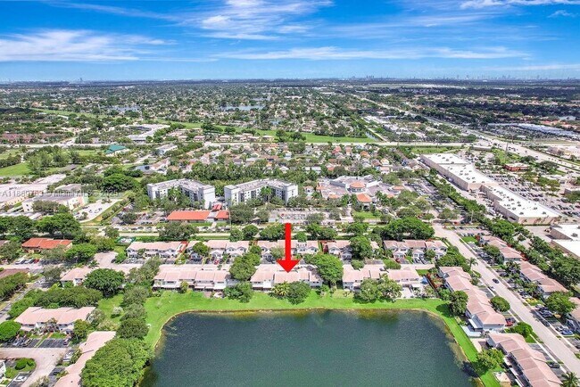 Foto del edificio - 388 NW 103rd Terrace