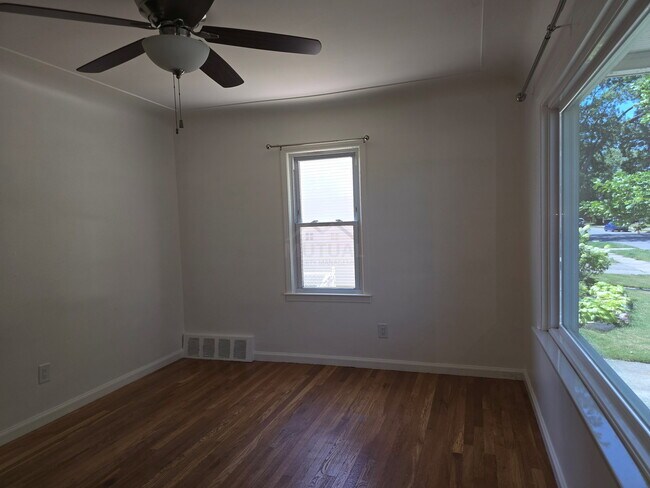 Foto del edificio - 534 Ardmore Dr