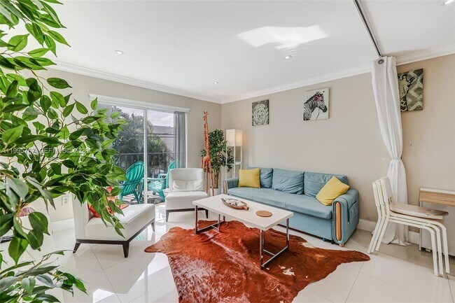 Photo - 618 Euclid Ave Apartment