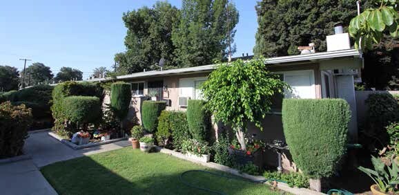 Building Photo - 1188 W Valencia Dr