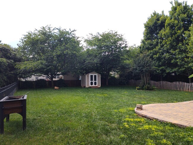 Photo - 8708 SedgeBurn Dr House