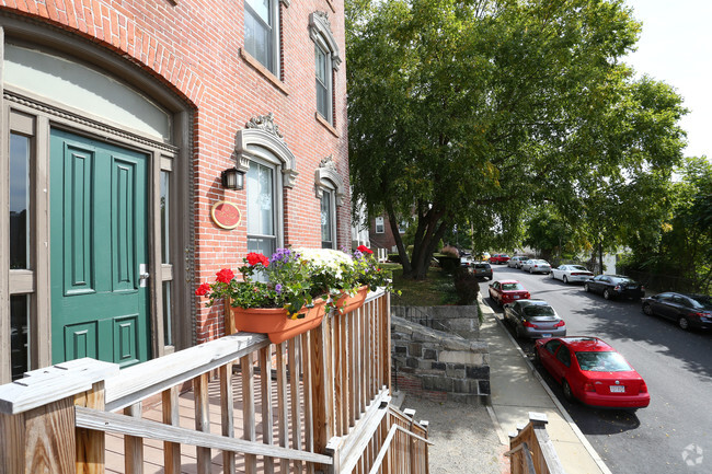 Building Photo - The Terraces Apartments