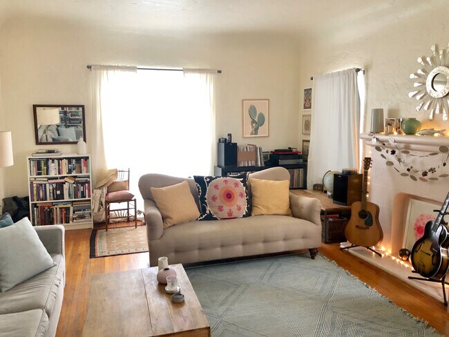 Livingroom - 3459 Winslow Dr