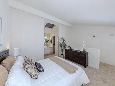 Foto del edificio - 4900 4900 E Chapman Ave