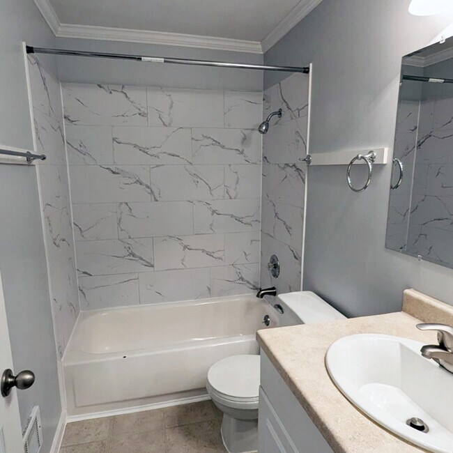 Foto del edificio - 1506 N Defiance St