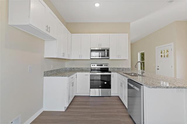 Building Photo - 1350 Fitzhugh Ave