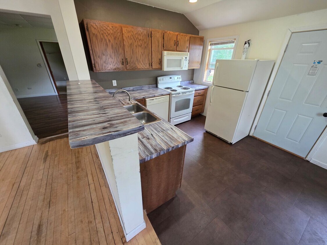 Foto principal - 633 Hudson St