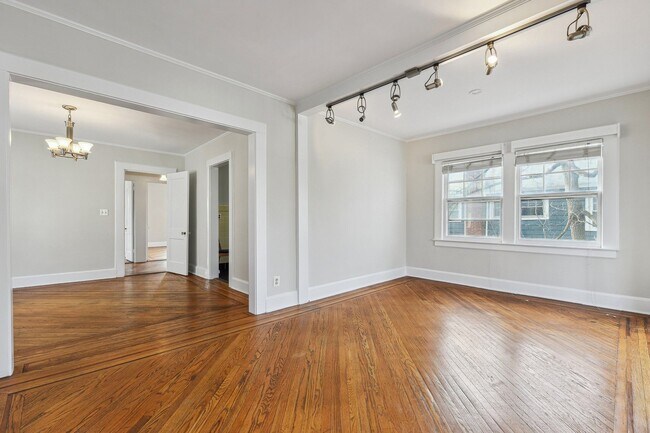 Foto del edificio - 40 Brookfield Rd