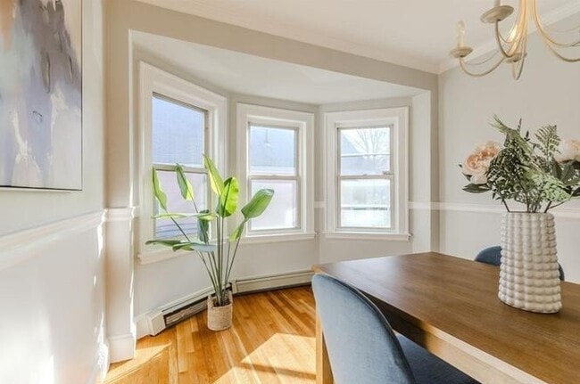 Building Photo - 34 Keith St