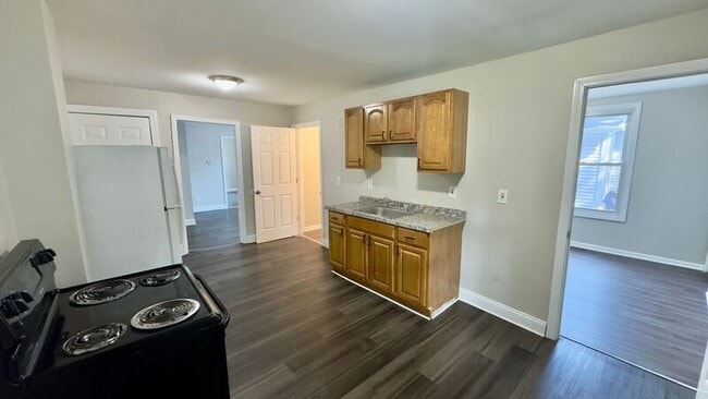 Building Photo - 53 Wilbraham Ave