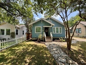 Building Photo - 4615 Ramsey Ave