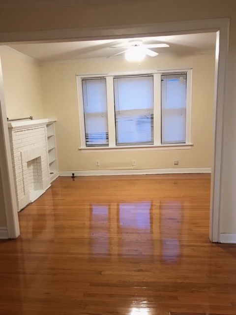 Foto del edificio - 1356 W Devon Ave