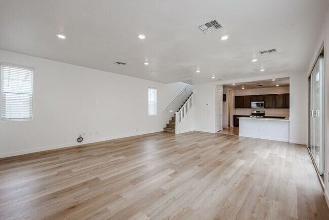 Foto del edificio - Stunning 4 bedroom, 4 bathroom home in the desirable gated community of Horizon in Chandler