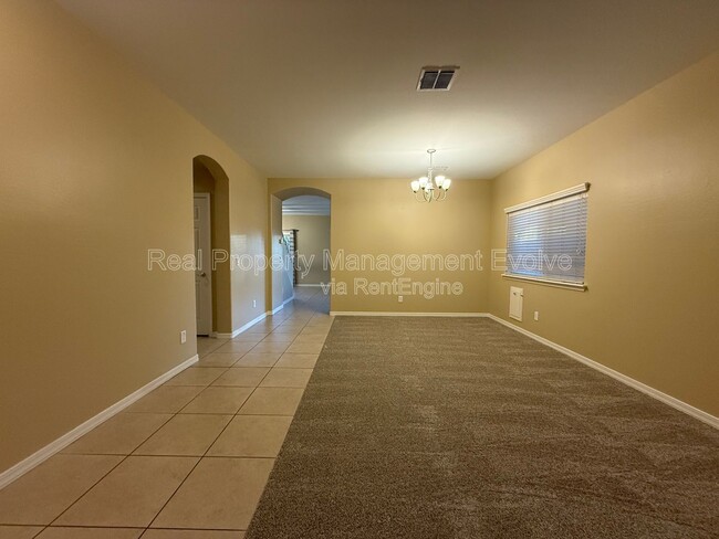 Foto del edificio - 42239 N Wollemi St