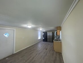 Building Photo - 215 Laguna St