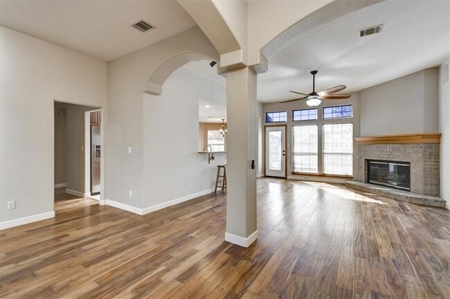 Building Photo - 21415 Boggy Ford Rd