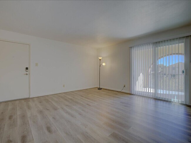 Foto del edificio - 6312 N Barcelona Ln