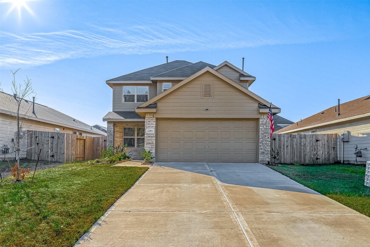 Primary Photo - 22166 Birchfield Grv Ln