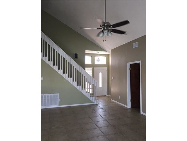 Building Photo - 15317 Mutiny Ct